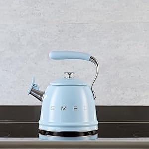 SMEG Retro Stovetop Whistling Kettle – 2.4Q (Pastel Blue) SMEG Retro Stovetop Whistling Kettle–24Q Pastel Blue
