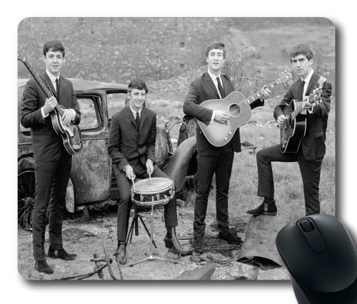 Beatles band Rectangle Mouse Pad by icasepersonalized - Les Beatles, Paul McCartney, John Lennon, RIngo Starr, George Harrison Beatles band Rectangle Mouse Pad by icasepersonalized
