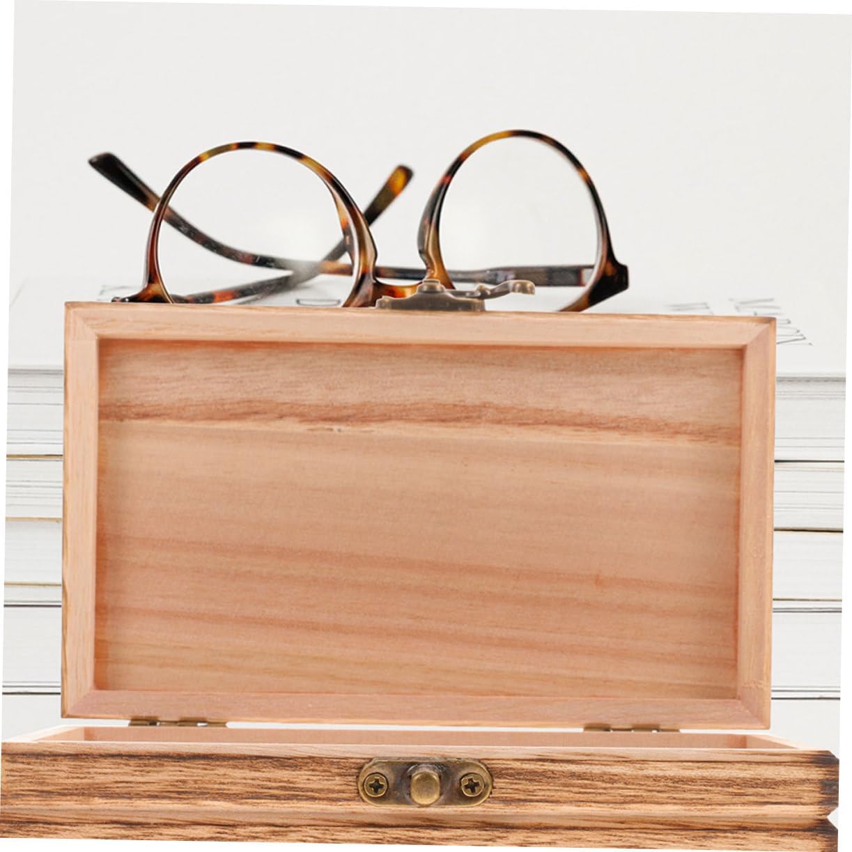 HEALLILY Wooden Jewelry Organizer Lidded Box with Buckle Lid
