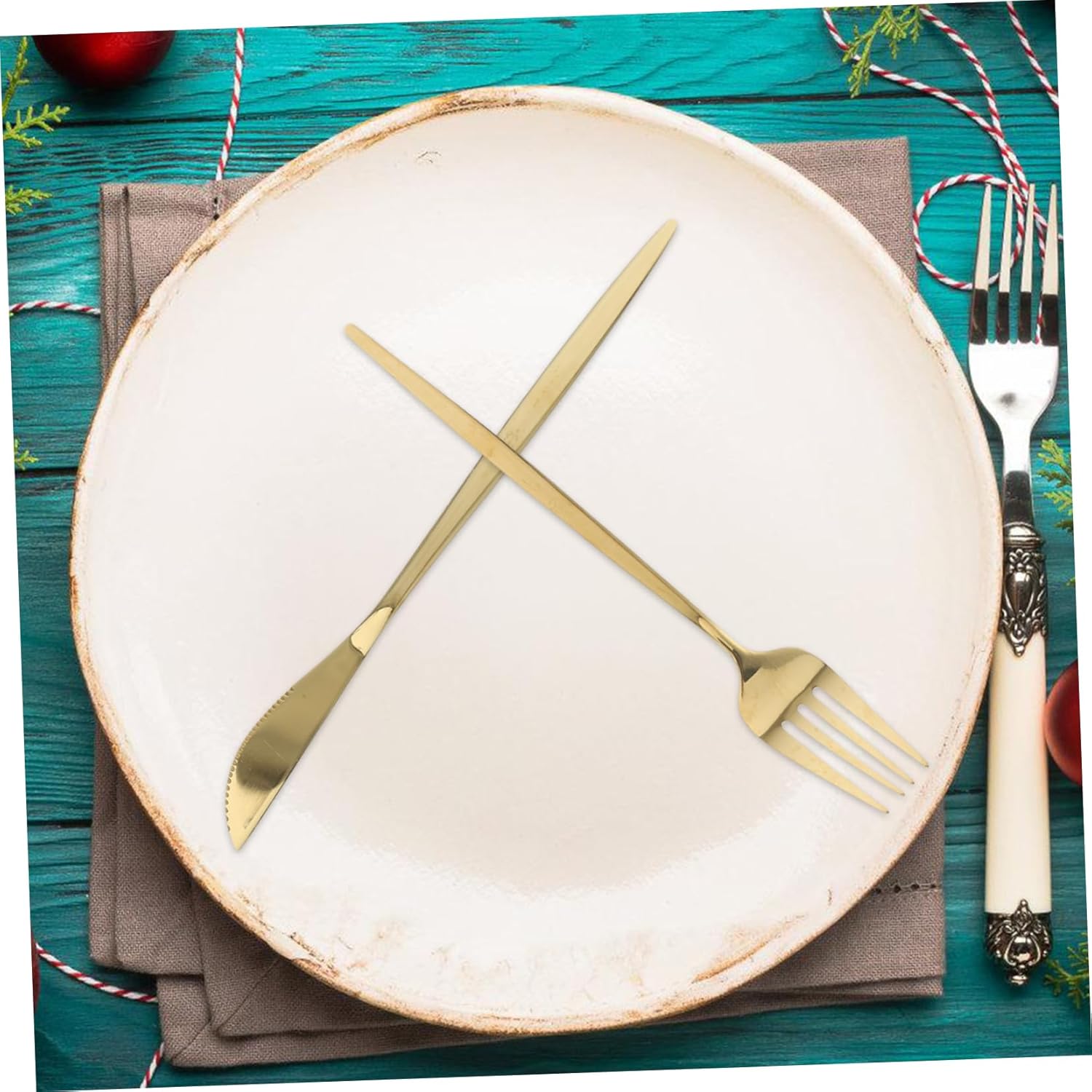 Elegant Silverware Set for Dining