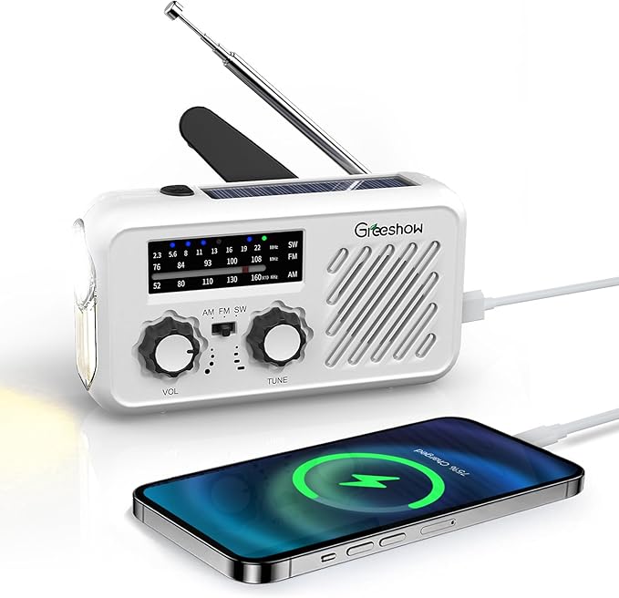 Amazon.co.jp: 【防災安全協会推奨品認証】Greeshow 防災ラジオ 多機能 携帯ラジオ 手回し充電・ソーラー充電対応 SW/AM/FM受信 LEDライト 手回しラジオ(FM:76-108MHz) SOSアラート スマホ充電 3.5mmイヤホン対応 2000mAh 防水 小型 USB充電 懐中電灯 防災グッズ 地震 台風 緊急対策 日本語説明書付 GS-297（ホワイト） : スポーツ＆アウトドア