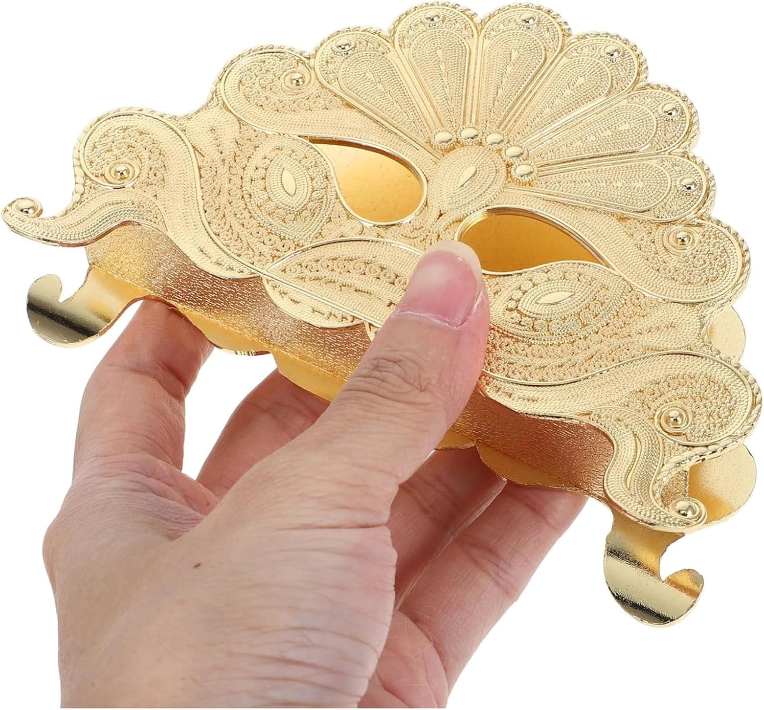 Modern Gold Napkin Holders for Kitchen Use