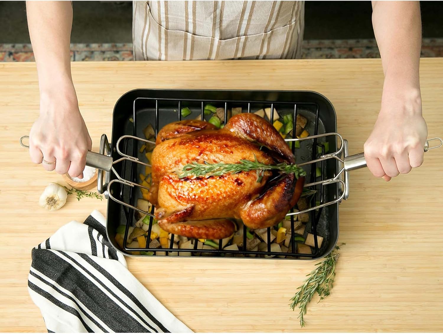 HIC Kitchen Holiday Turkey Lifter Forks Set of 2