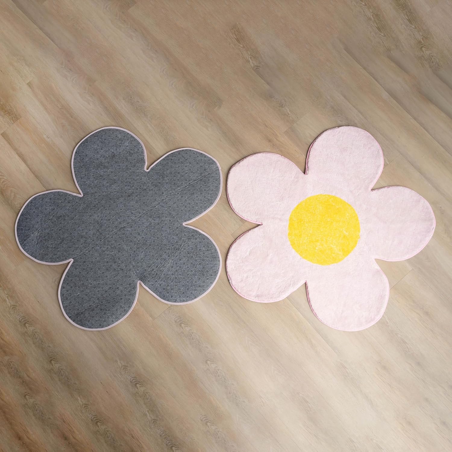 Yoodly Flower Rug - Ultra Soft Nonslip 30 Inch Pretty in Pink