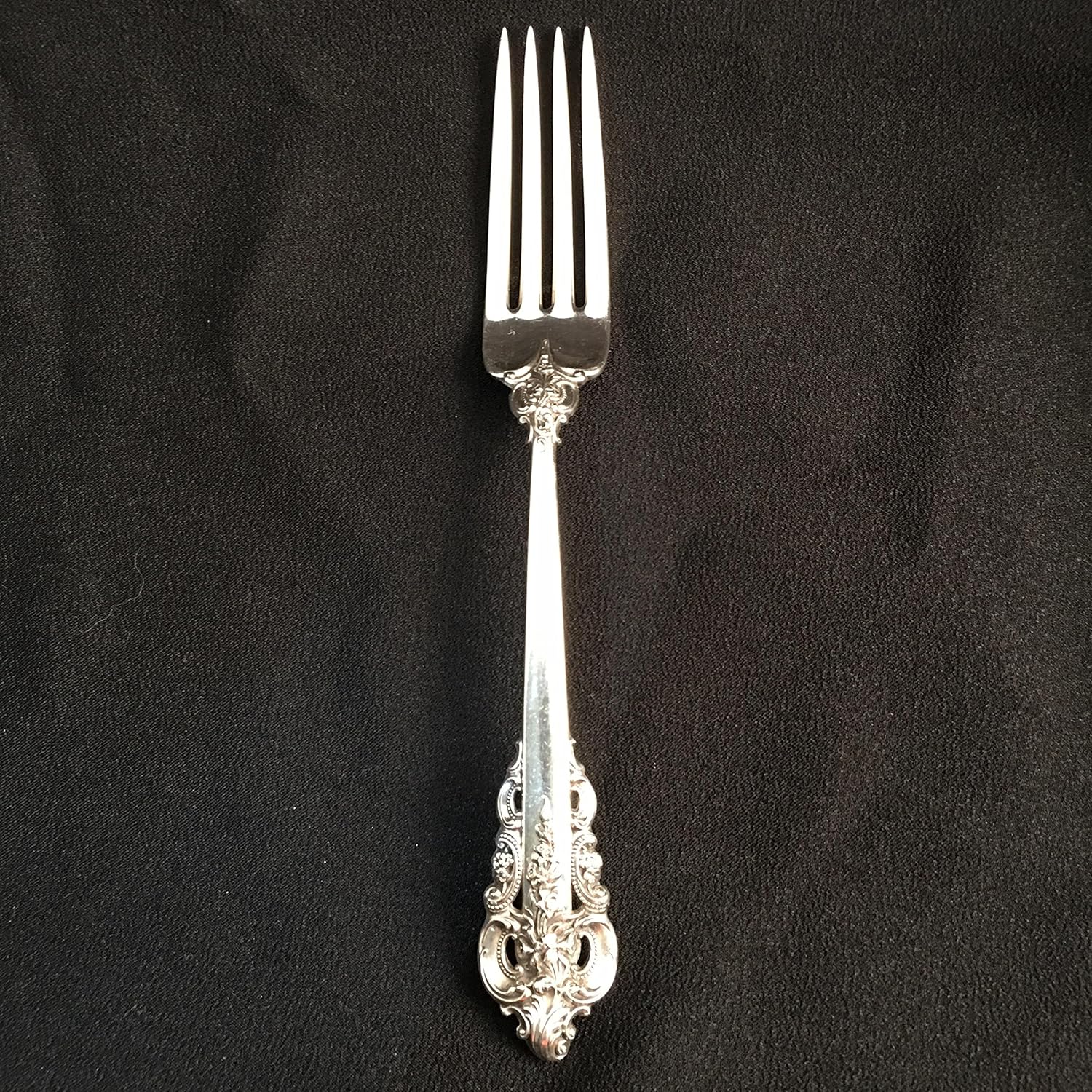 Wallace Grande Baroque Place Fork - Sterling Silver